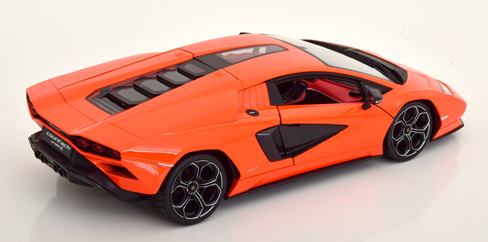 LAMBORGHINI Countach LPI 800-4 (2022), orange