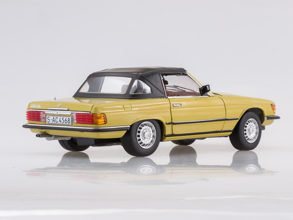 MERCEDESBENZ 350 SL Closed Convertible (1977 ), mimosa yellow