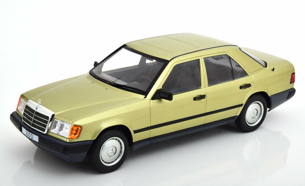 Mercedes 230 E (W124) 1990 - night green met. 1:18 – Thomas Langejürgen
