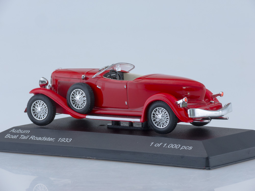 Auburn Boat Tail Roadster 1933 - die cast - modèle de collection - IXO MUS037