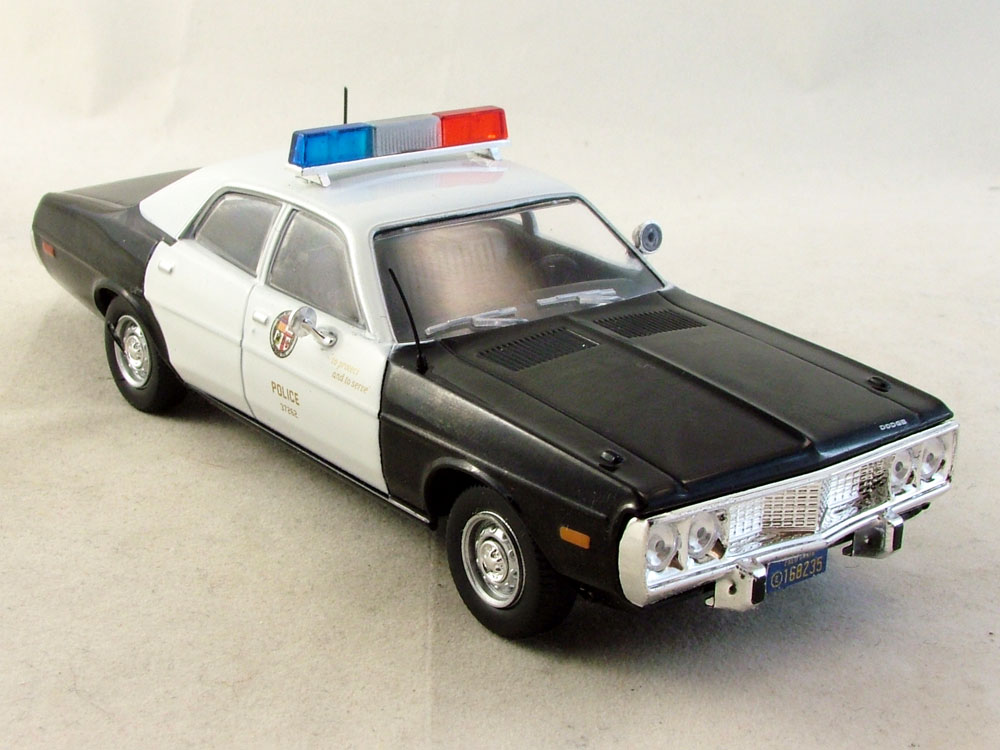 dodge coronet 1/43 полиция