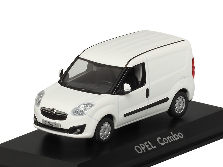 Opel Combo 2012 белый